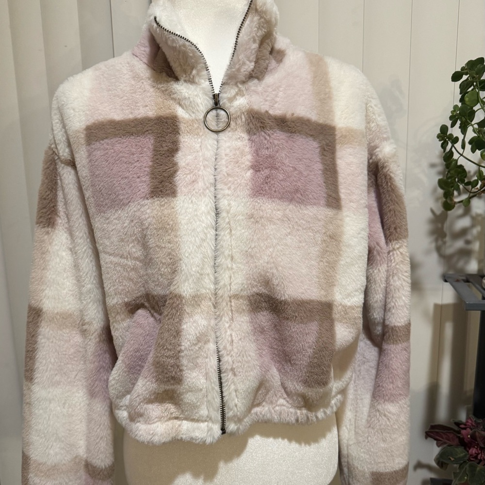 Timing Plaid Teddy Jacket in Cream, Pink, and Tan